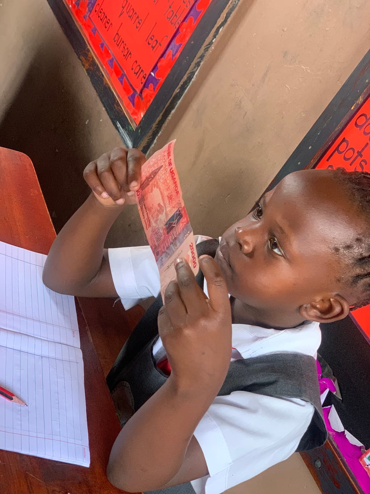 Learning to recognise Uganda's banknotes
